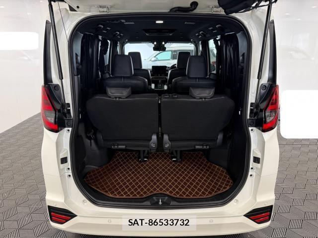 Toyota NOAH 2023-01 8876753-18
