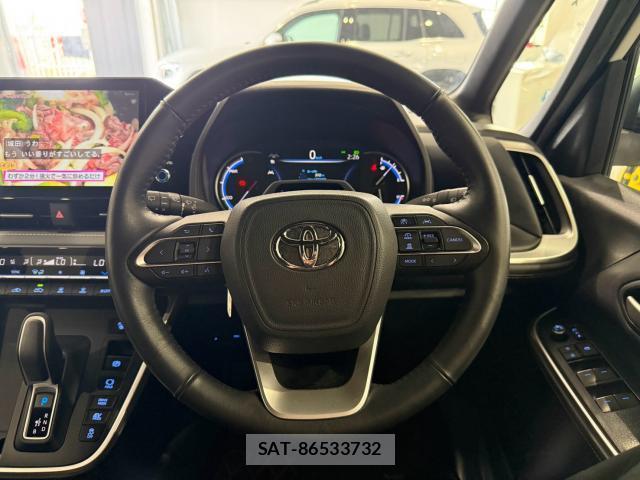 Toyota NOAH 2023-01 8876753-2