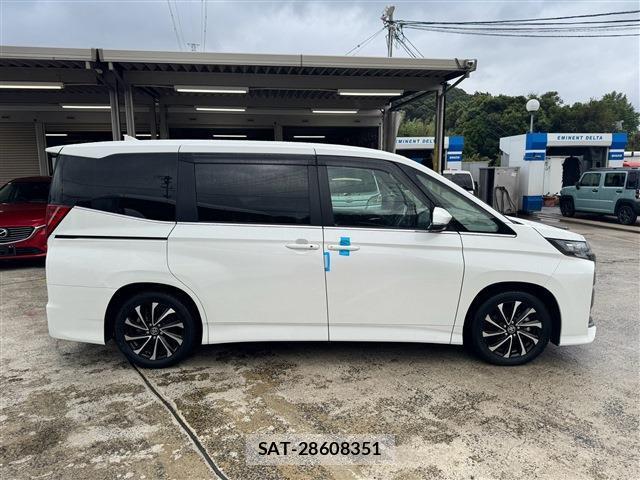 Toyota NOAH 2025-03 8876759-16