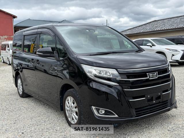 Toyota NOAH 2021-01 8877047-10