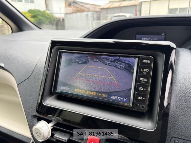 Toyota NOAH 2021-01 8877047-16