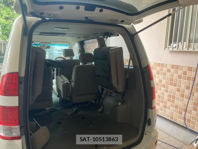 Toyota NOAH 2005-03 8877407-12