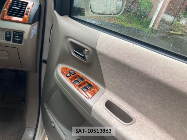 Toyota NOAH 2005-03 8877407-14