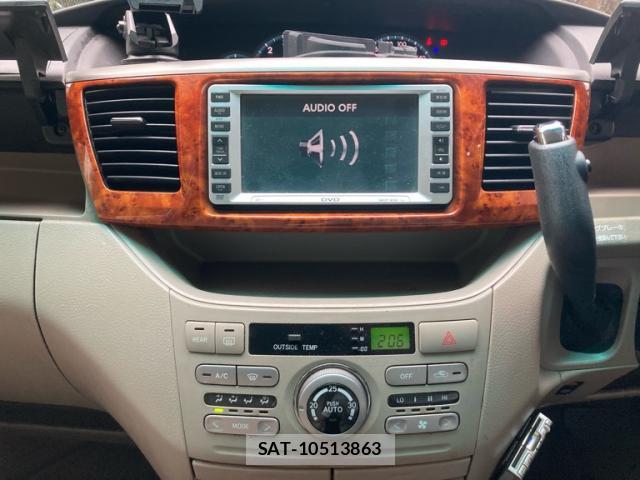 Toyota NOAH 2005-03 8877407-17