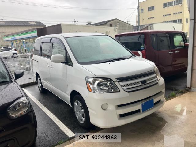 Toyota NOAH 2005-09 8877594-0