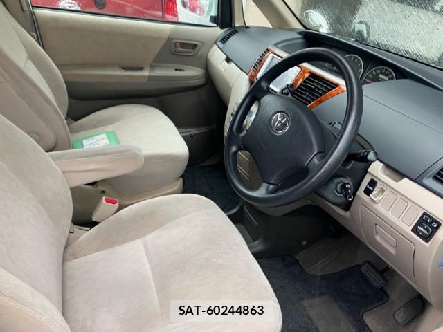 Toyota NOAH 2005-09 8877594-12