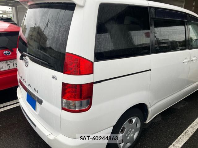 Toyota NOAH 2005-09 8877594-7