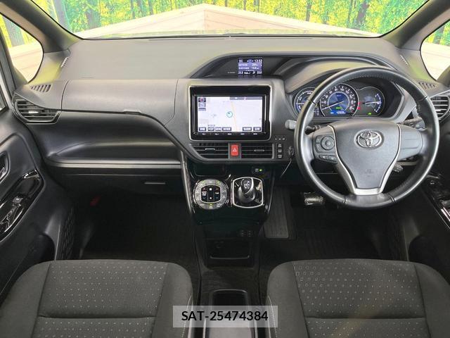 Toyota NOAH 2017-11 8878023-1