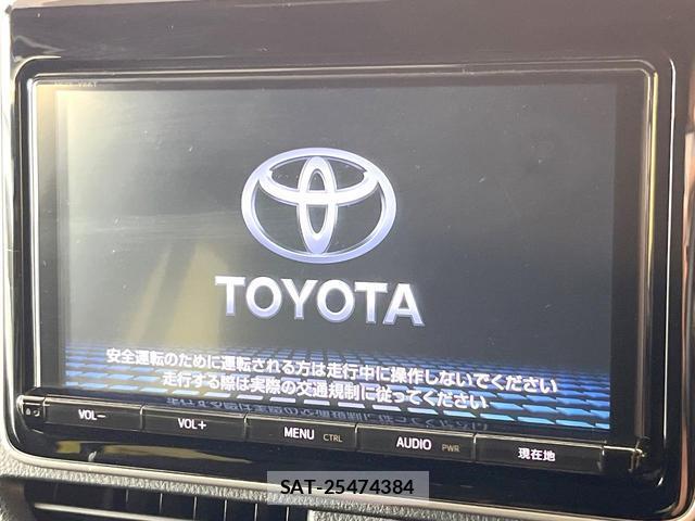 Toyota NOAH 2017-11 8878023-2
