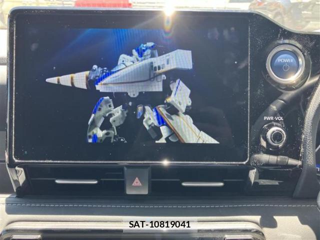 Toyota NOAH 2022-10 8878067-9