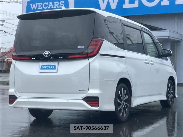 Toyota NOAH 2026-02 8878320-2