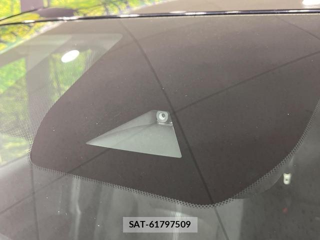 Nissan NOTE 2023-08 8876674-5