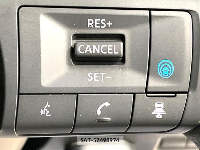Nissan NOTE 2022-02 8877236-6