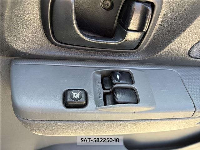Nissan CLIPPER VAN 2013-09 8876800-16