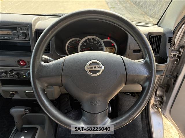 Nissan CLIPPER VAN 2013-09 8876800-5