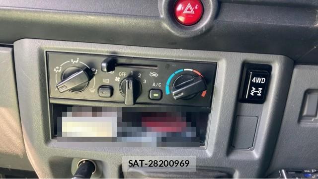 Nissan CLIPPER VAN 2012-09 8877111-4