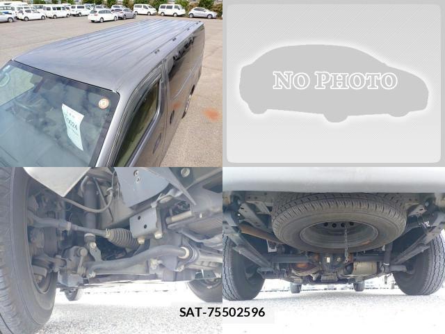 Nissan NV350 Caravan 2021-09 8876129-6