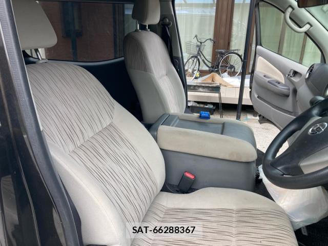 Nissan CARAVAN WAGON 2013-04 8877538-10