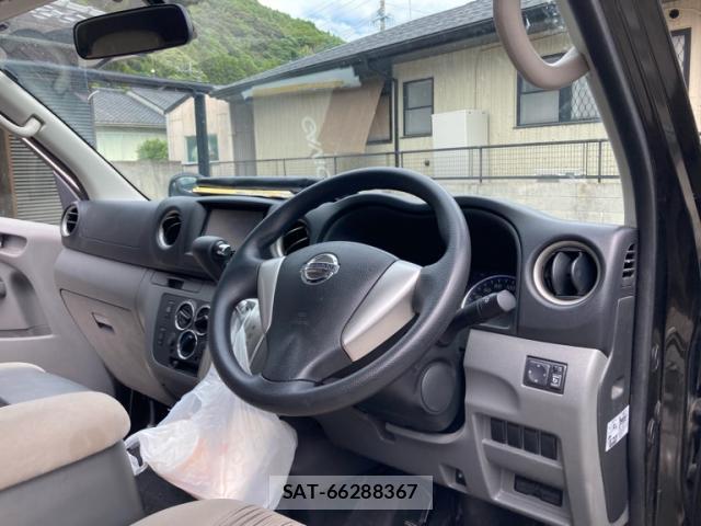 Nissan CARAVAN WAGON 2013-04 8877538-9