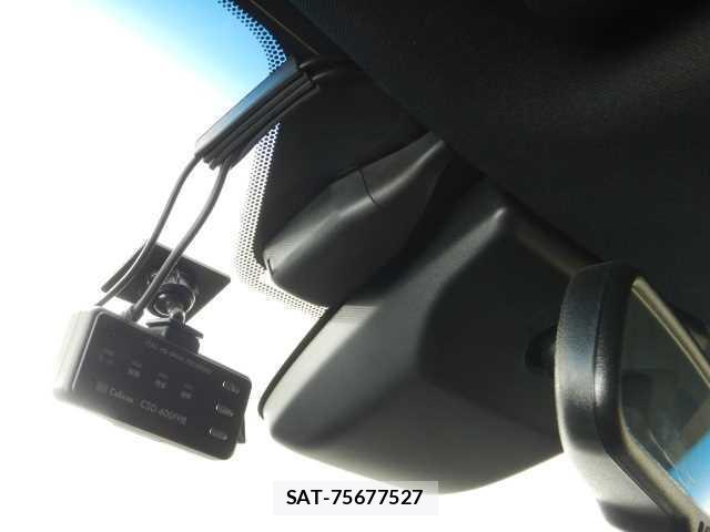 Lexus NX 2017-10 8877075-11