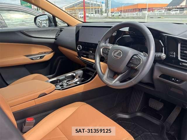 Lexus NX 2025-05 8877967-12