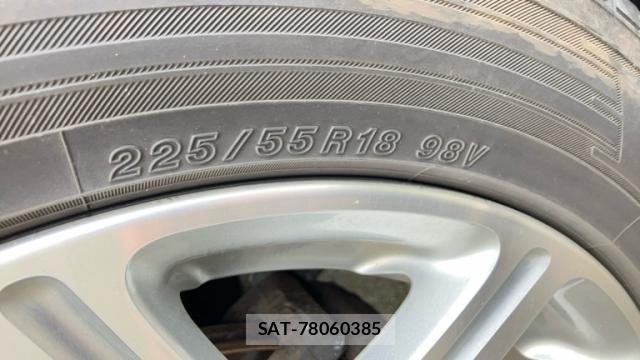 Mitsubishi OUTLANDER PHEV 2013-11 8876371-14