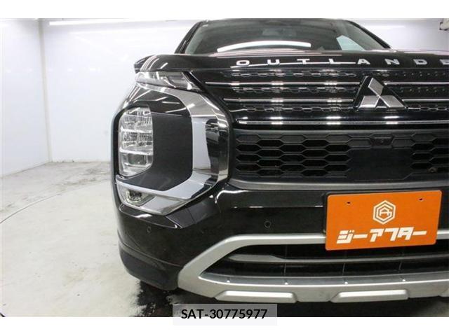 Mitsubishi OUTLANDER PHEV 2021-12 8876711-10