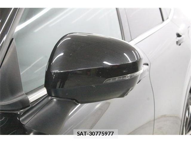 Mitsubishi OUTLANDER PHEV 2021-12 8876711-16