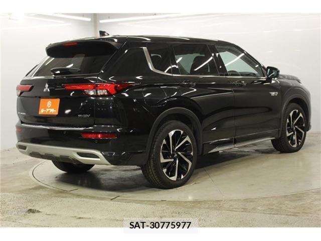 Mitsubishi OUTLANDER PHEV 2021-12 8876711-4