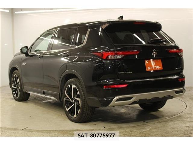 Mitsubishi OUTLANDER PHEV 2021-12 8876711-6