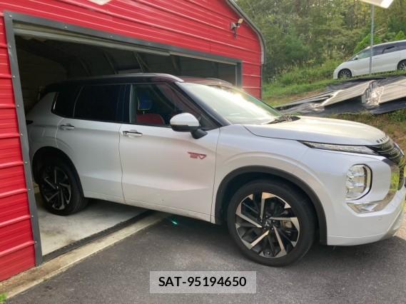 Mitsubishi OUTLANDER PHEV 2022-09 8877105-3