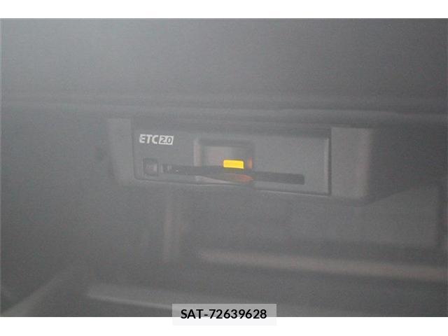 Mitsubishi OUTLANDER PHEV 2022-02 8877259-5