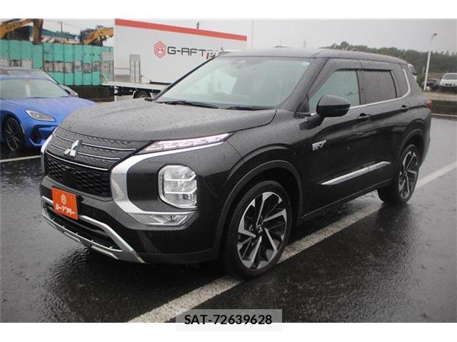 Mitsubishi OUTLANDER PHEV 2022-02 8877259-8