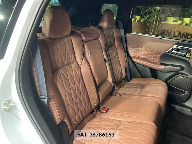 Mitsubishi OUTLANDER PHEV 2024-11 8877321-8