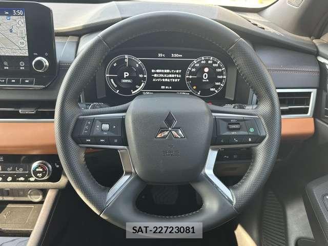 Mitsubishi OUTLANDER 2024-02 8877878-10