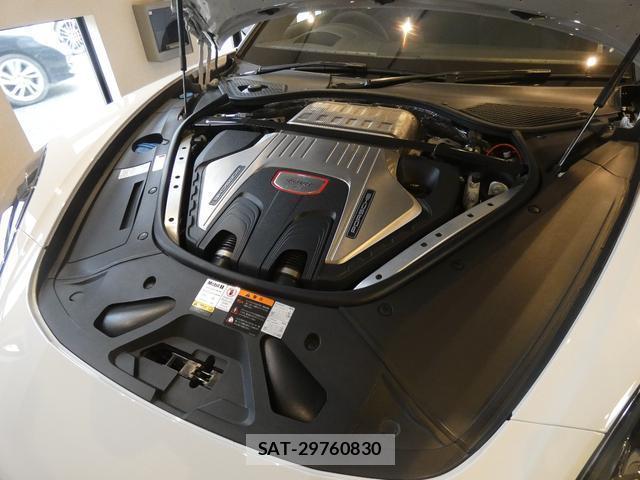 Porsche PANAMERA 2020-11 8878011-19