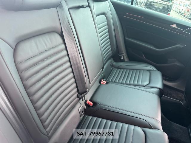 VolksWagen PASSAT 2018-05 8877633-6