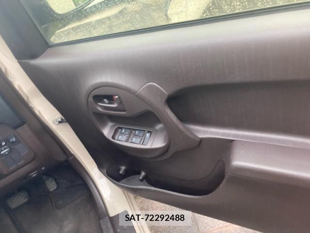 Toyota PASSO 2013-01 8876503-9