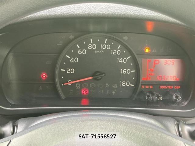 Toyota PASSO 2018-03 8878363-12