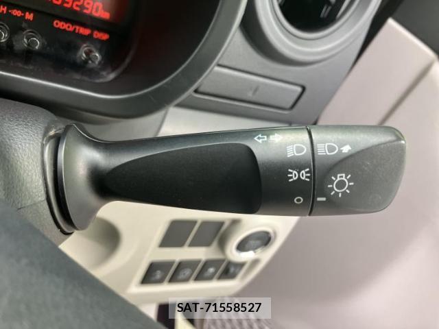 Toyota PASSO 2018-03 8878363-14