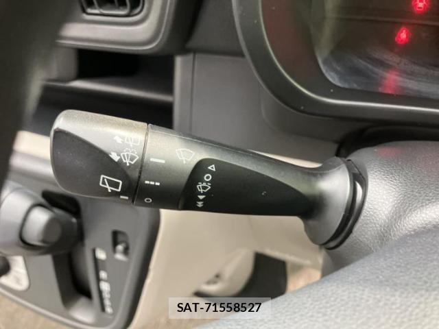 Toyota PASSO 2018-03 8878363-15