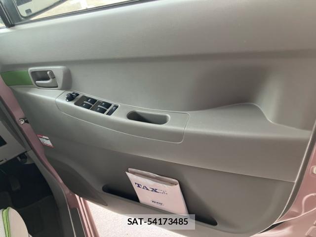 Toyota PIXIS SPACE 2014-06 8876354-10