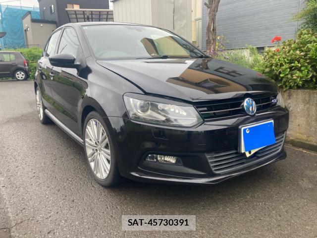 VolksWagen POLO 2015-06 8876283-0