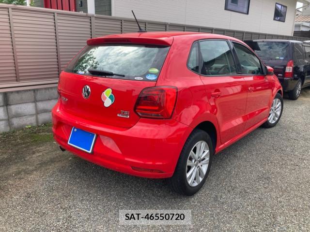 VolksWagen POLO 2016-09 8876533-3