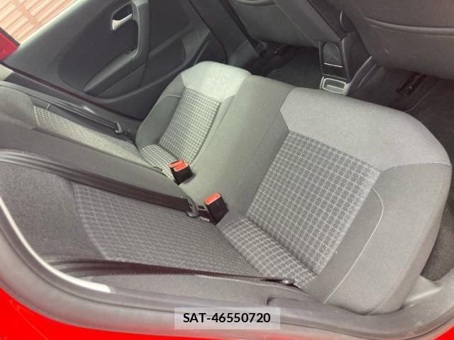 VolksWagen POLO 2016-09 8876533-7