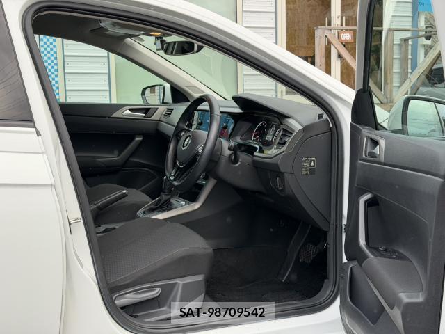 VolksWagen POLO 2020-02 8876743-11