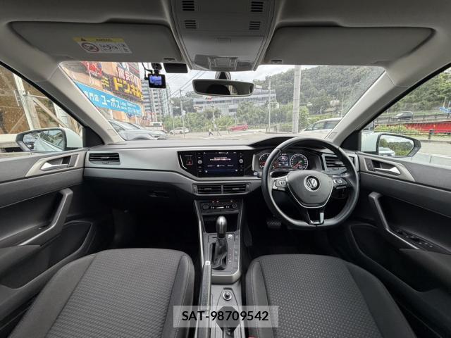 VolksWagen POLO 2020-02 8876743-13