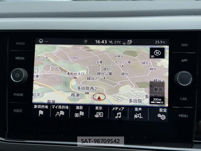 VolksWagen POLO 2020-02 8876743-17