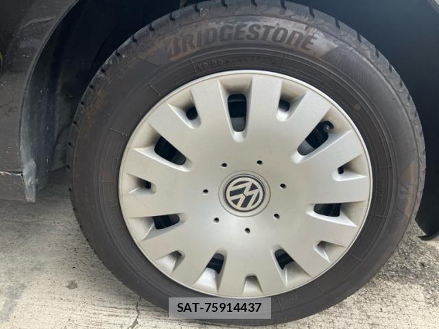 VolksWagen POLO 2006-10 8877622-5