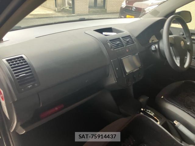 VolksWagen POLO 2006-10 8877622-8